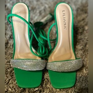 Emerald green Liliana 3in lace up heels never worn. Beautiful and blingy!